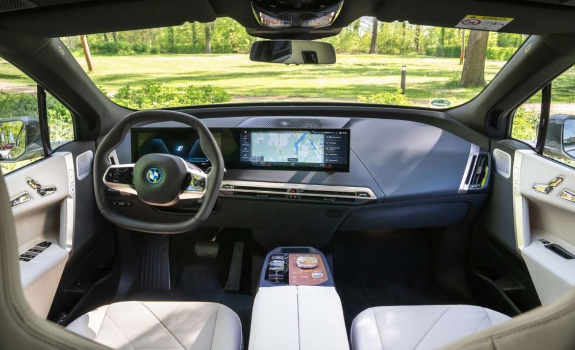 2024 BMW iX M60 Interior